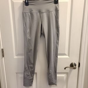 Victoria's Secret Sport Knockout 7/8 length Gray Leggings